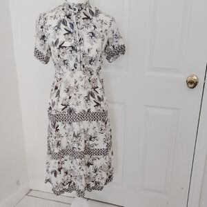 Chic Black and White Floral Midi Dress